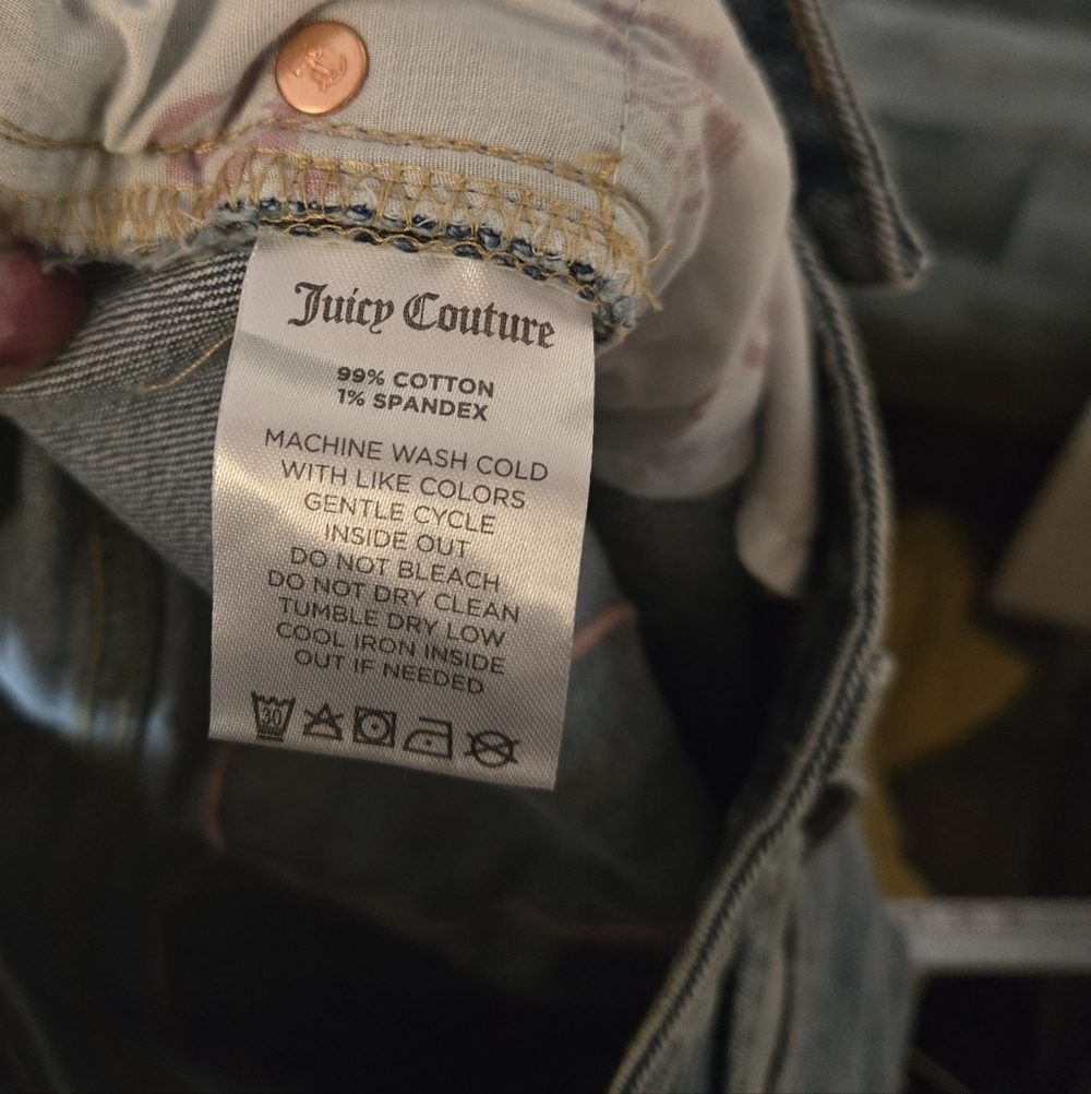 Juicy Couture Heart Pocket Jeans - Picture 8 of 8